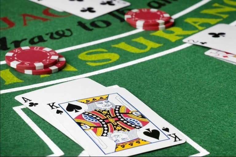 murahqq pkv live casino blackjack table on mobile device